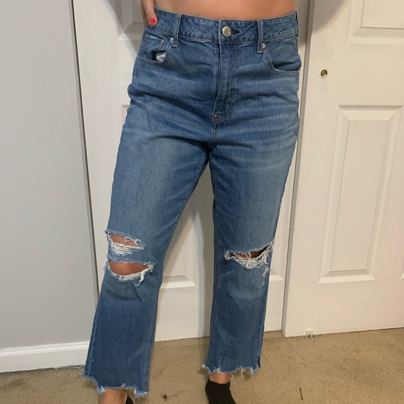 American Eagle Mom Jeans - Picture 2 of 4